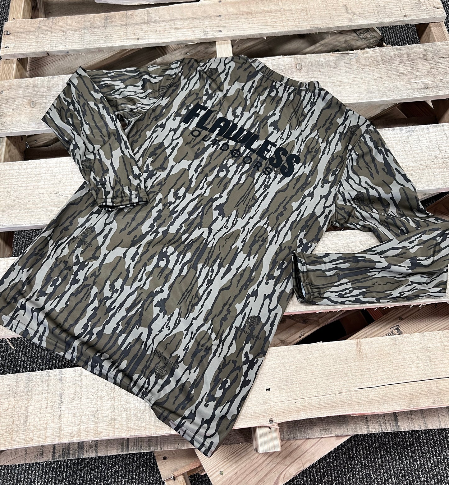 SALE* Flawless Outdoors Bottomland Solar Shirt (LS)