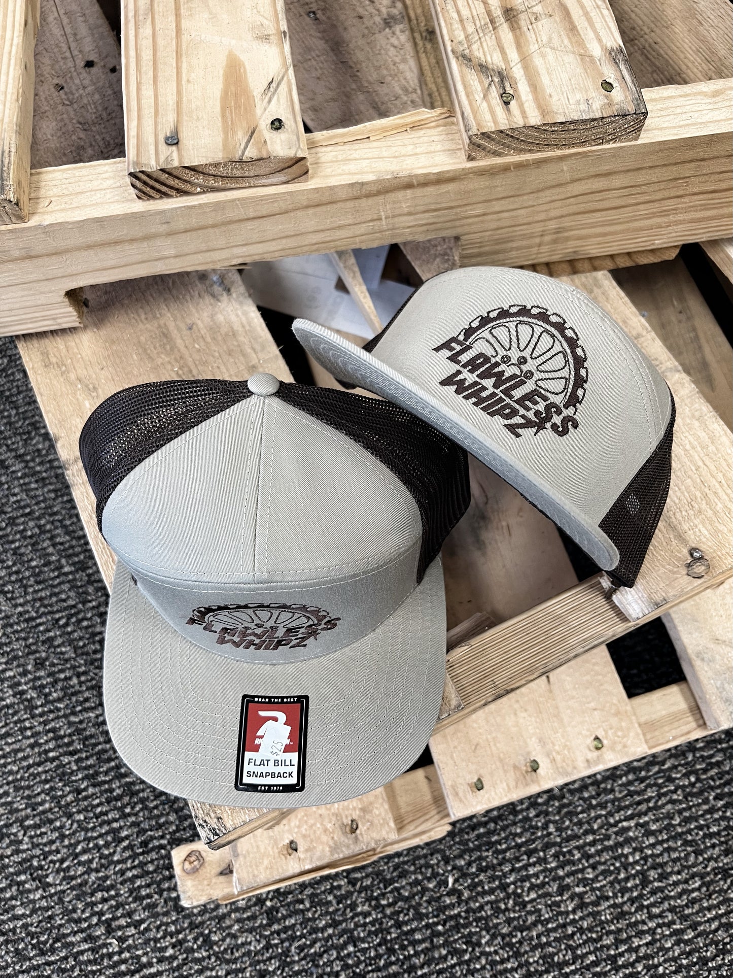 Flawless Whipz Flatbill Outdoor Series