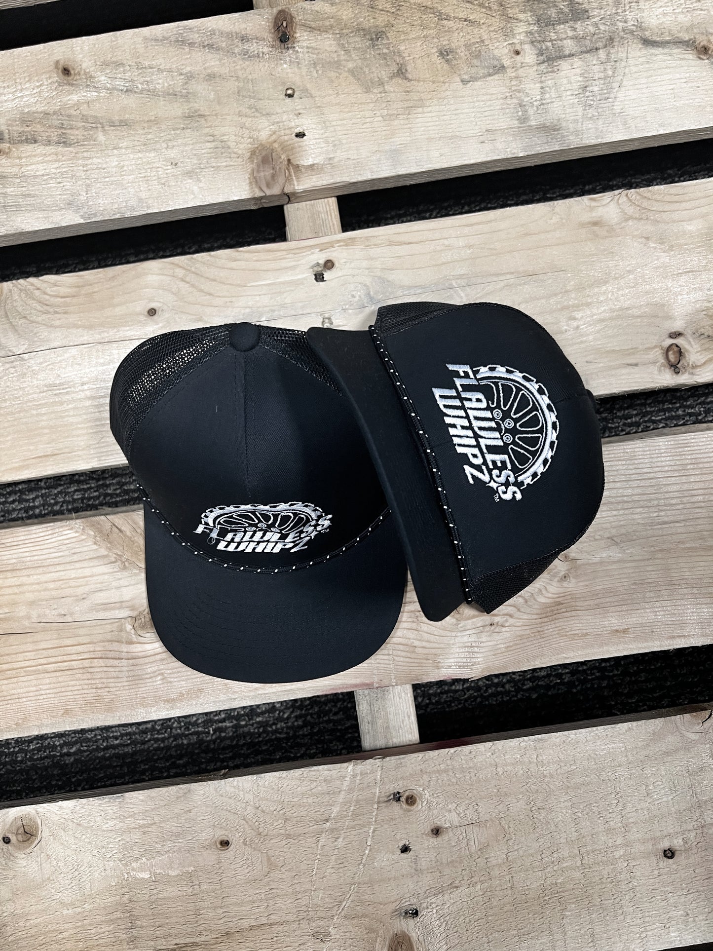 Flawless Mesh Back Rope