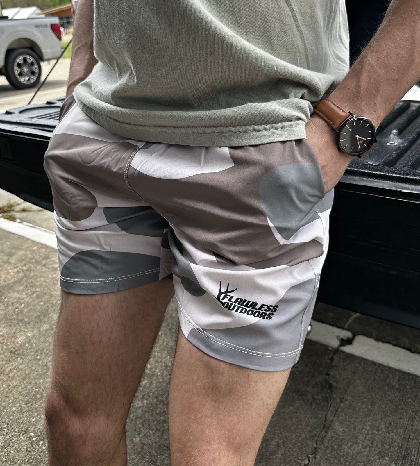 Jumbo Duck Camo Shorts