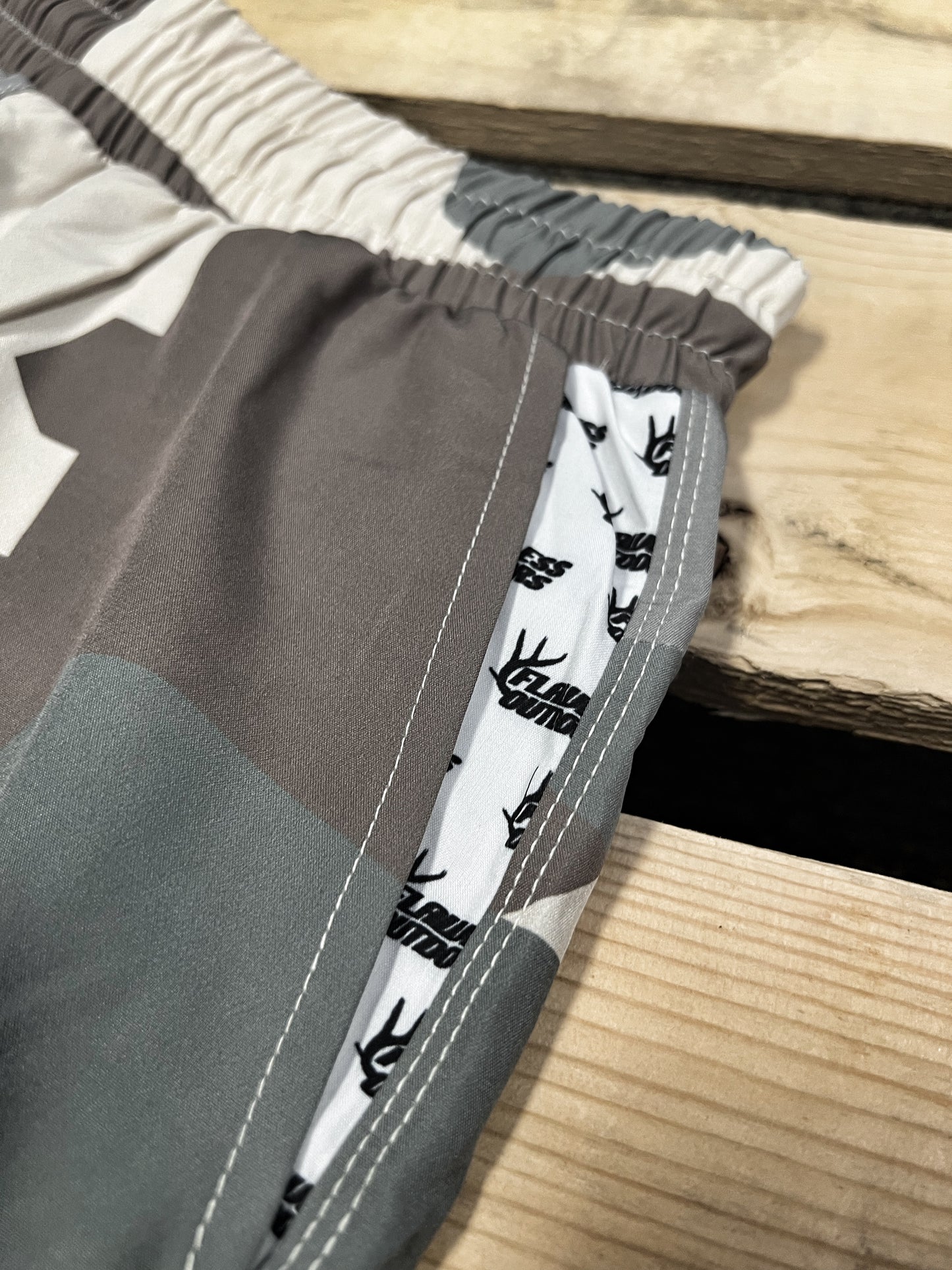 Jumbo Duck Camo Shorts