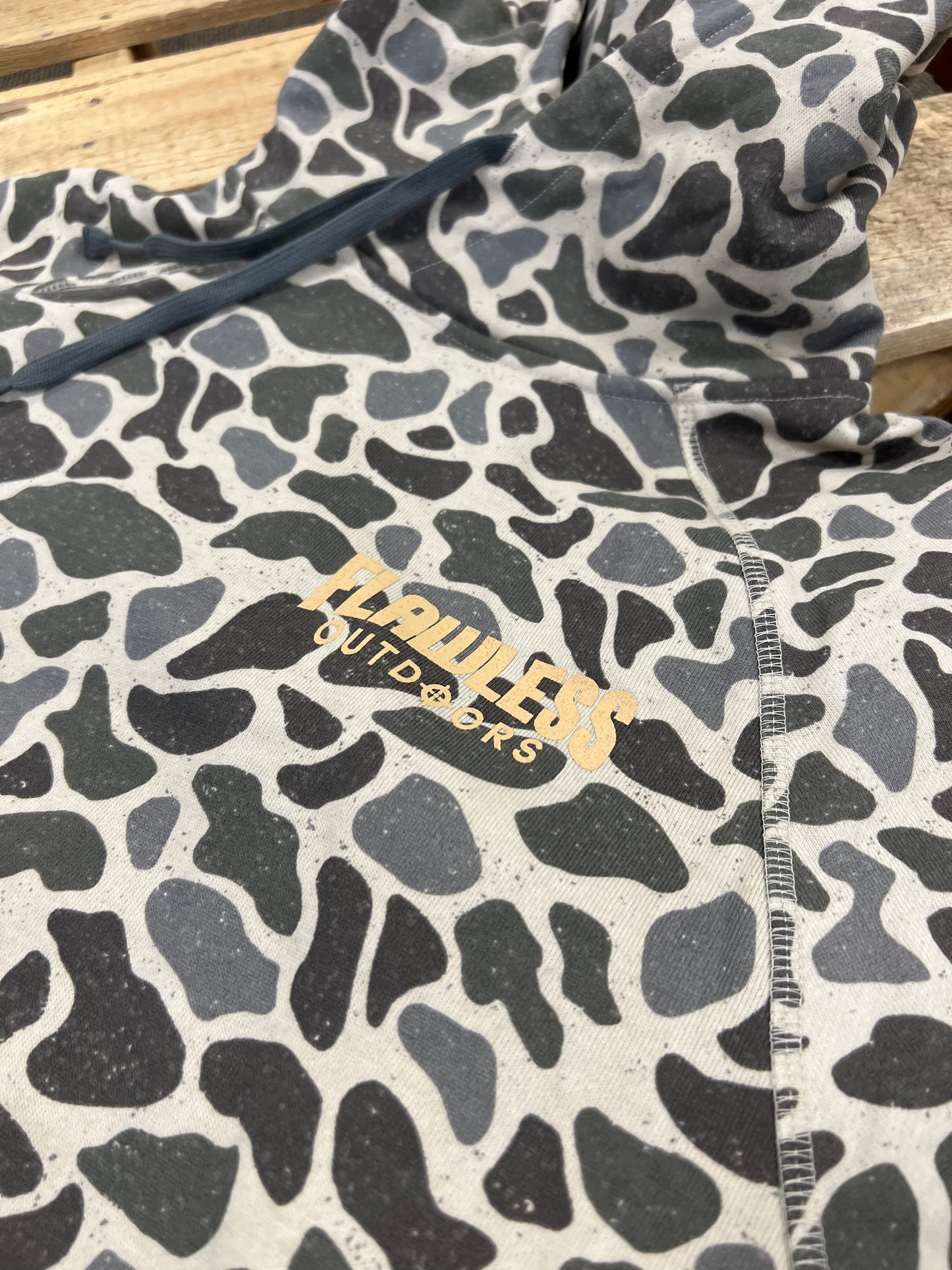 Flawless Outdoors x Burlebo Fleece Pullover